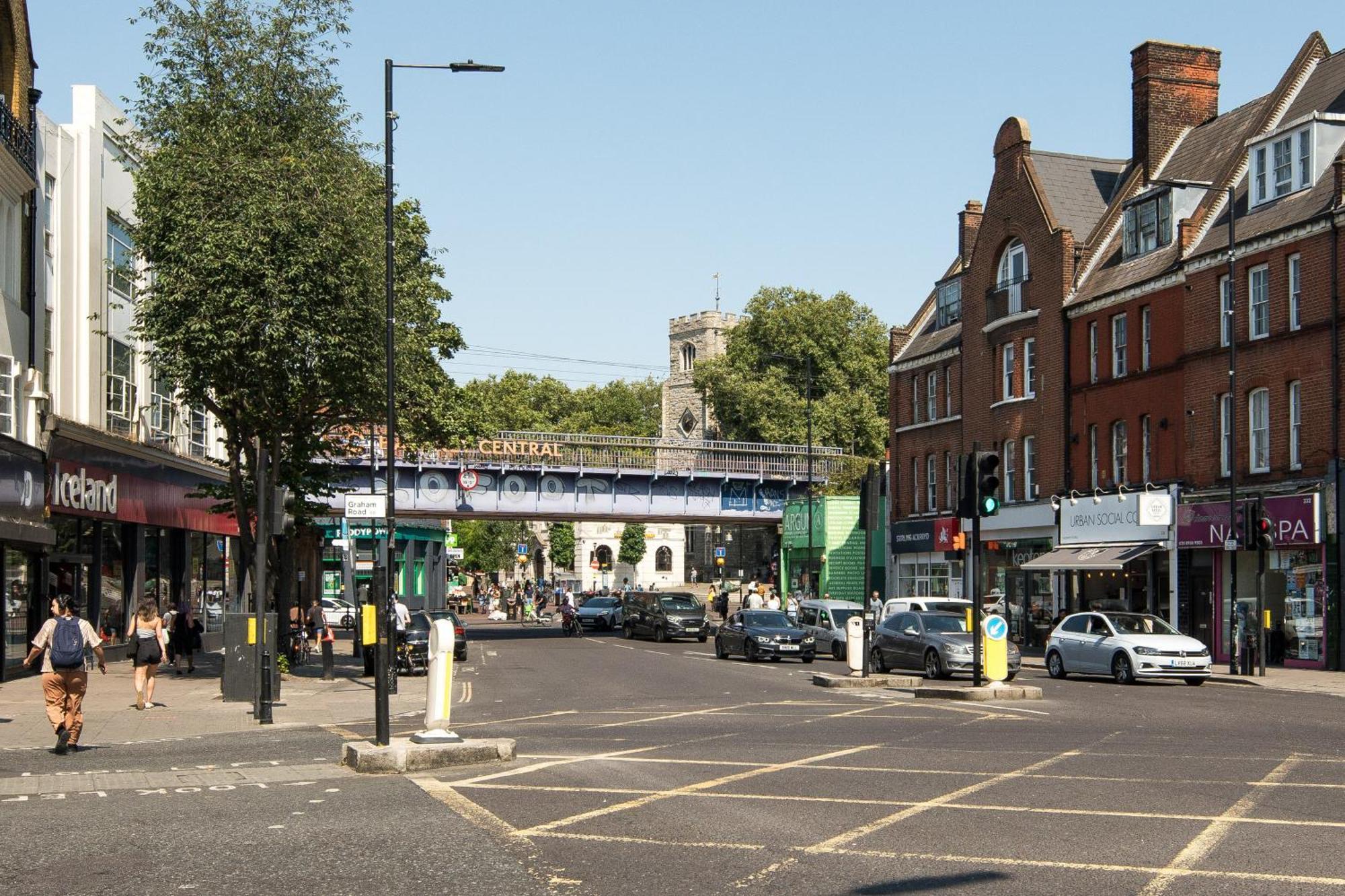 2Bd London Flat - City Buzz & Parkside Serenity Londres Exterior foto